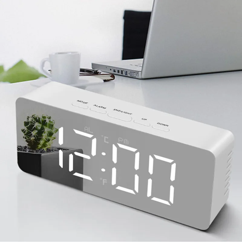 Digital Alarm Clock LED Electr - đánh giá và giá Home Office Alternative